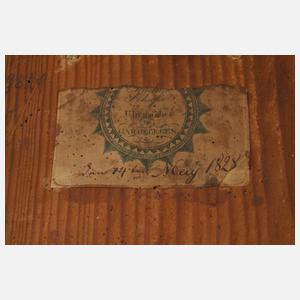 Tischuhr Biedermeier