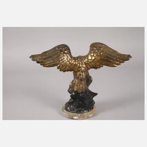 Adler als Uhrenständer