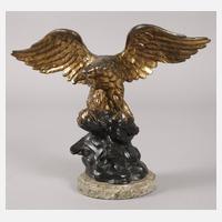 Adler als Uhrenständer111