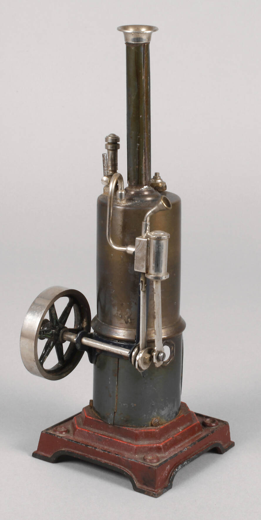 Märklin stehende Dampfmaschine