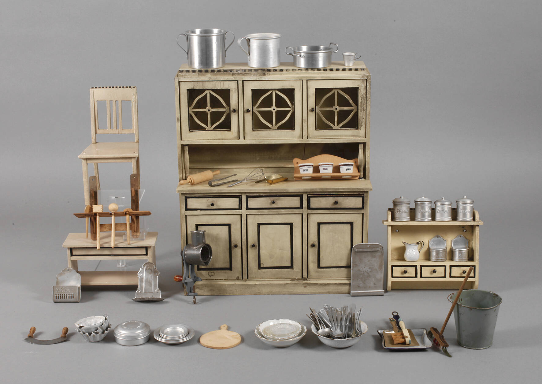 Konvolut Puppenküchenzubehör