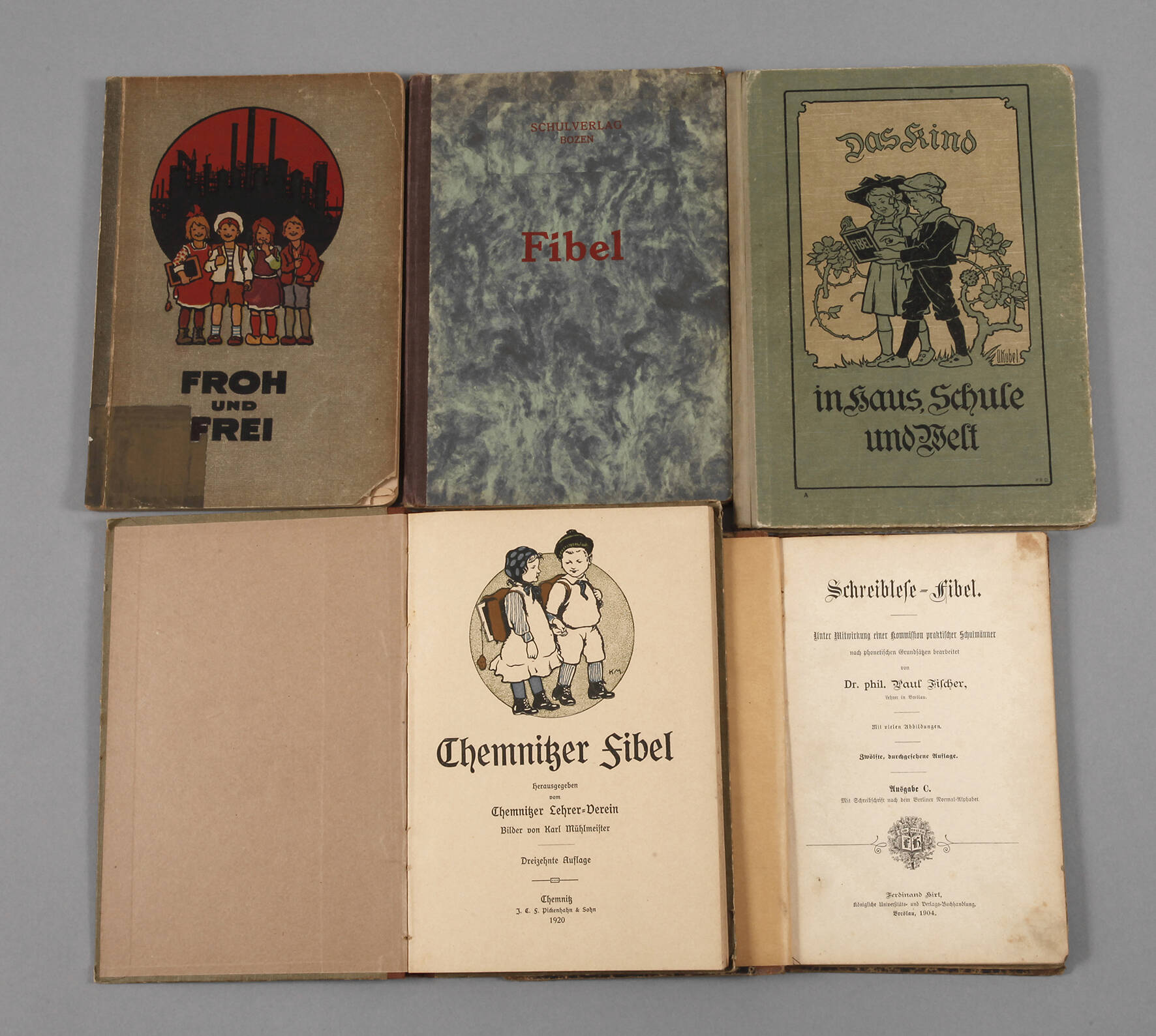 Konvolut Schulfibeln