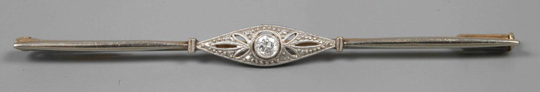Stabbrosche mit Brillant