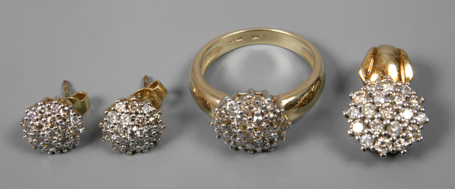 Schmuckset mit Brillanten