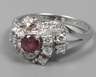 Damenring mit Rubin und Brillanten