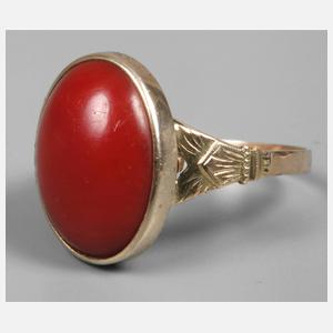 Damenring mit Koralle