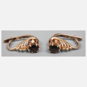 Paar Ohrringe mit Granaten