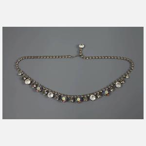 Weiss, Collier mit Besatz