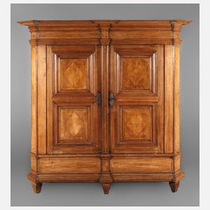 Barocker Hallenschrank