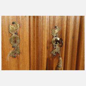 Großer Frankfurter Hallenschrank