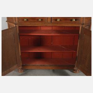 Flache Aufsatzvitrine Barock