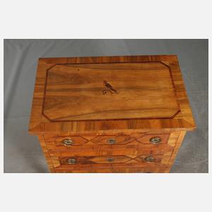 Kleine Barockkommode