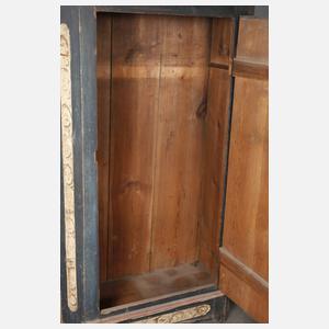 Bauernschrank Barock