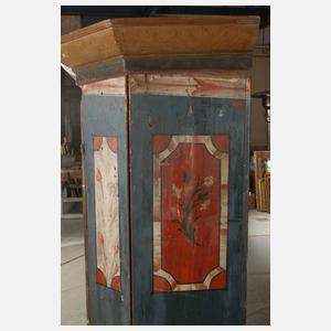 Bauernschrank Barock