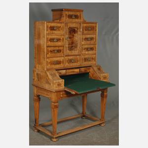 Klassizistischer Aufsatzsekretär