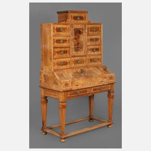 Klassizistischer Aufsatzsekretär