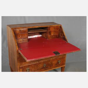 Klassizistischer Schrägklappensekretär