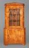 Eckvitrine Biedermeier