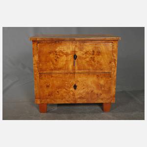 Kleine Biedermeierkommode