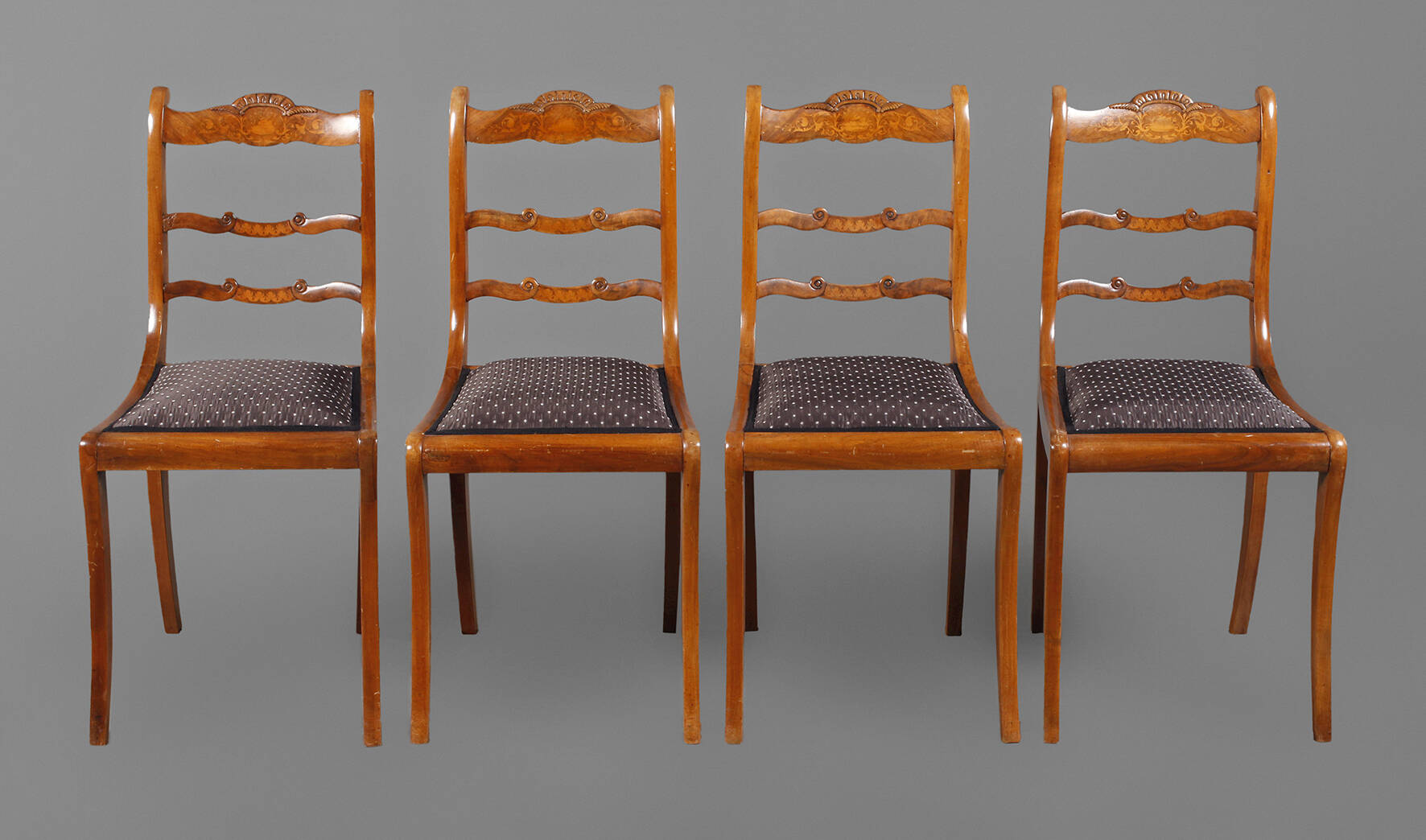 Vier Stühle Spätbiedermeier