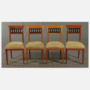 Elf Stühle im Biedermeierstil