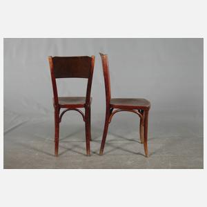 Kneipentisch und sechs Stühle