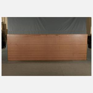 Übergroßer Arbeitstisch