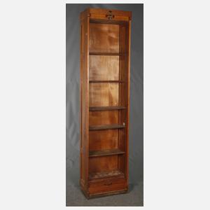 Hoher Aktenrollschrank