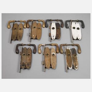 Sieben Drückergarnituren