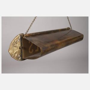 Glaswerbeschild für ein Antiquitätengeschäft