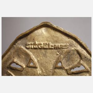 Glaswerbeschild für ein Antiquitätengeschäft