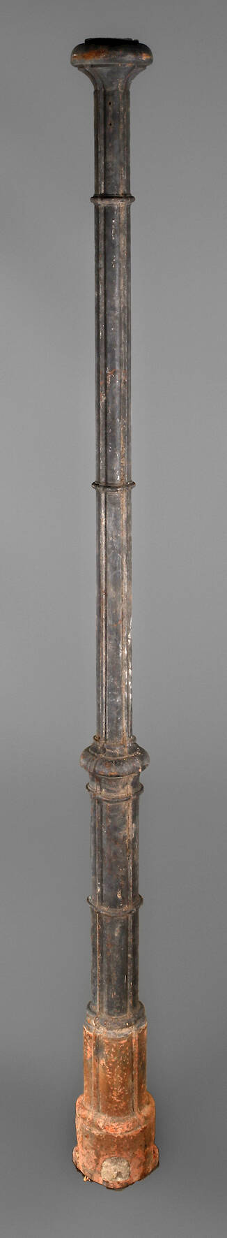 Laternensäule Eisenguss