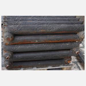 Sieben Heizkörper Jugendstil