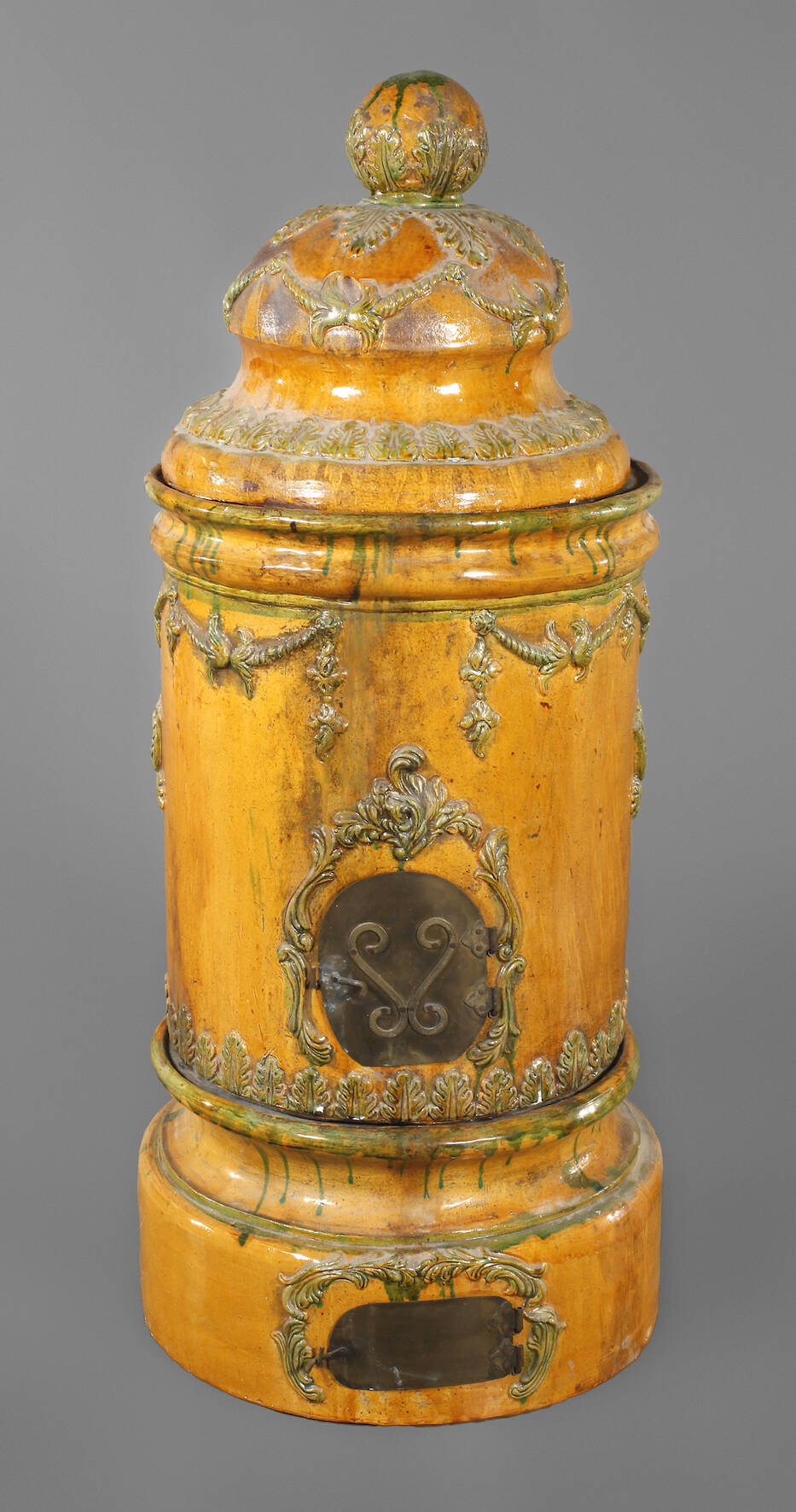 Zylindrischer Salonofen