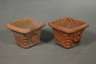 Paar Terrakottapflanzgefäße