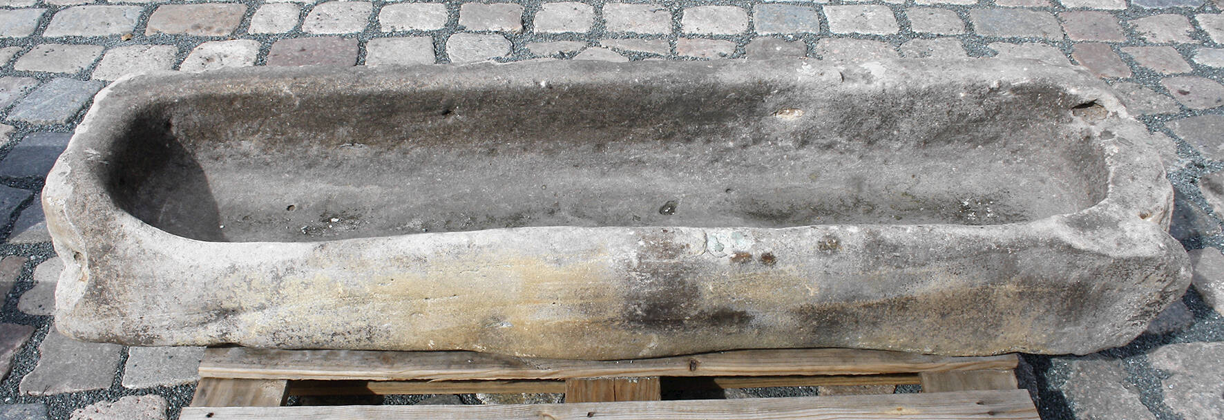 Sandsteintrog