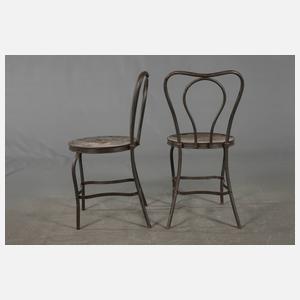 Fünf Gartenstühle Eisen