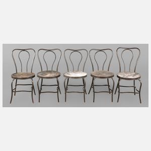 Fünf Gartenstühle Eisen