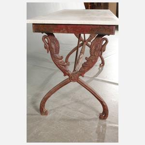 Klassizistischer Gartentisch