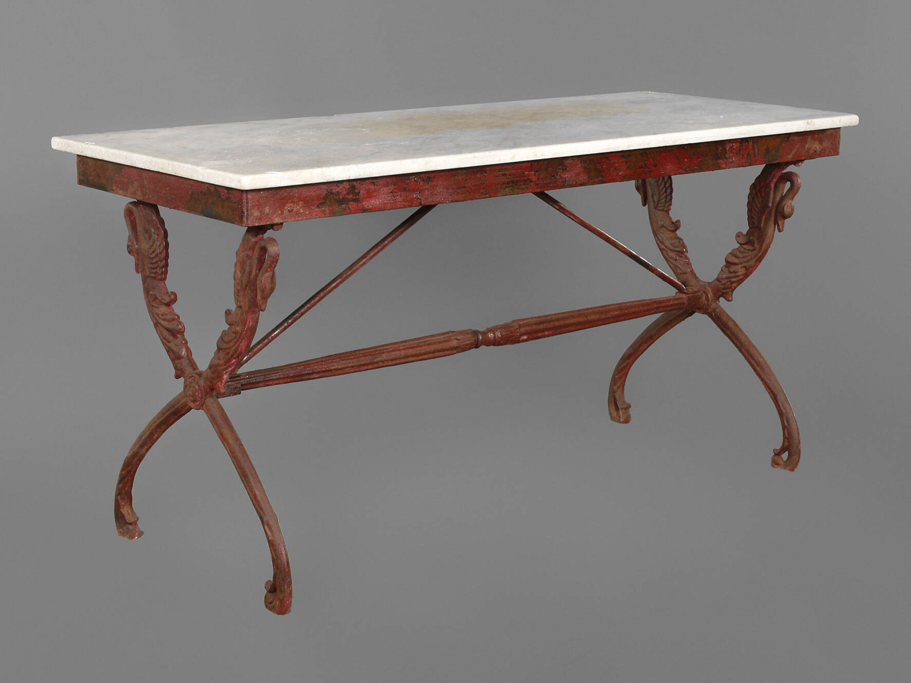 Klassizistischer Gartentisch