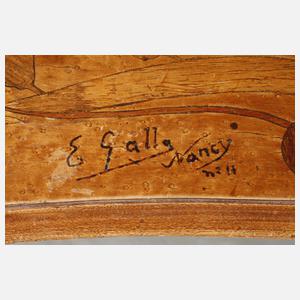 Intarsierter Beistelltisch