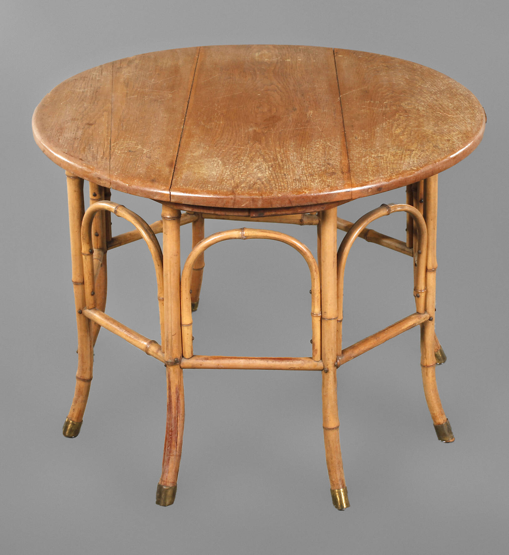 Tisch Prag - Rudniker