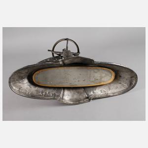 Übergroßer figürlicher Tafelaufsatz