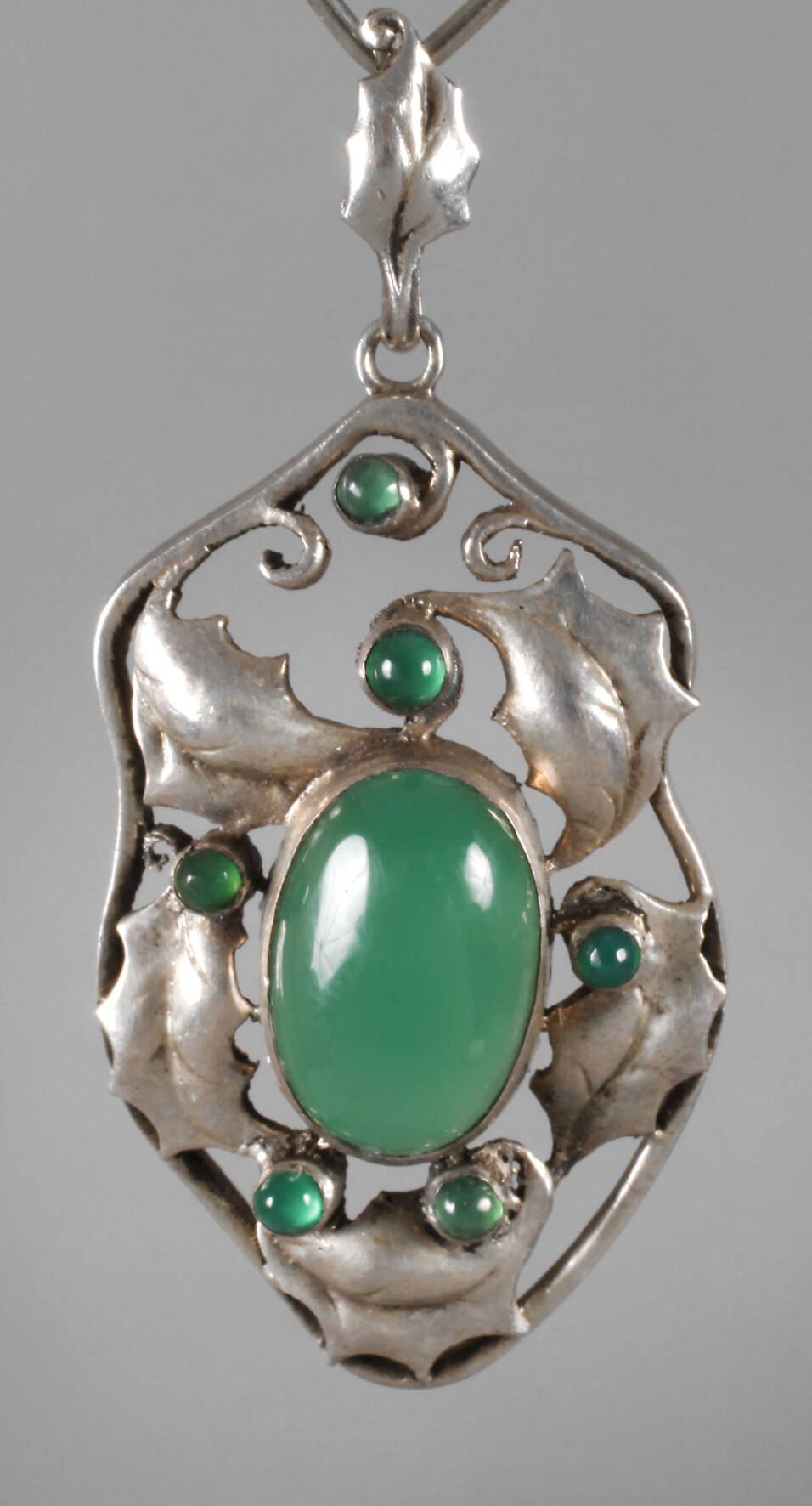 Jugendstilanhänger mit Chrysoprasen