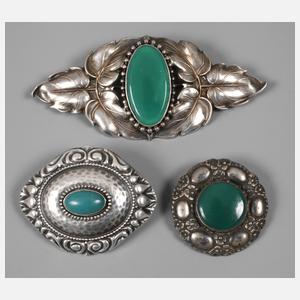 Drei Jugendstilbroschen