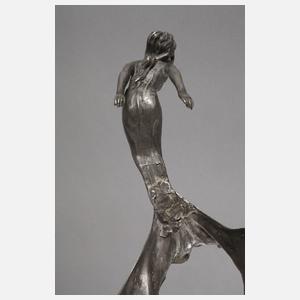 Loetz Wwe. Schale mit figürlicher Zinnmontierung