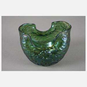 Loetz Wwe. Schale mit figürlicher Zinnmontierung