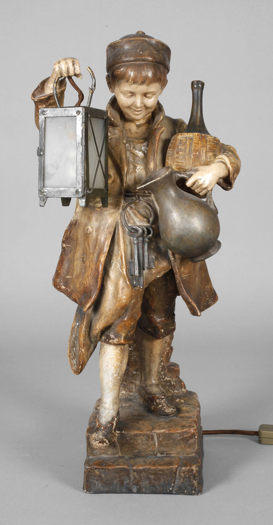 Goldscheider Wien Bursche als Nachtwächter