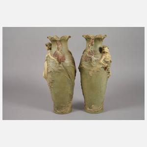 Vasenpaar mit Nereiden