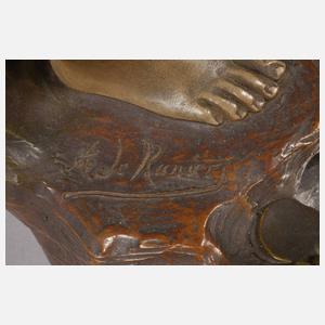 Große Skulptur Mädchen am Lotosblütenteich